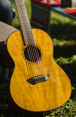 Yamaha CSF1M Folk Compact Acoustic Guitar