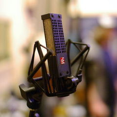 SE Electronics Voodoo VR1 Passive Ribbon Microphone