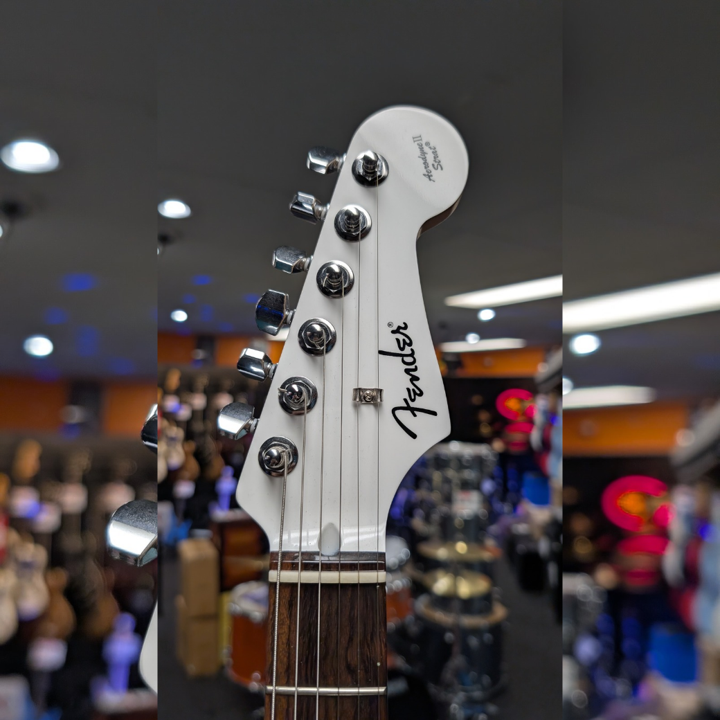 Fender Aerodyne II Stratocaster HSS Arctic White with Gig Bad (Secondhand)