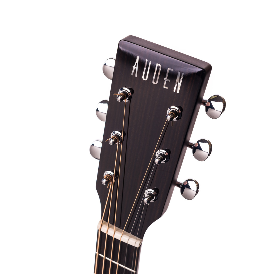 Auden Mahogany Series – Austin Spruce Grand Auditorium with Hardcase