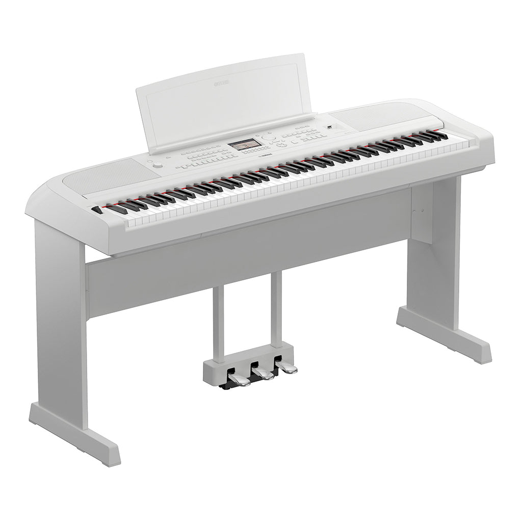 Yamaha DGX670 Portable Digital Piano in White