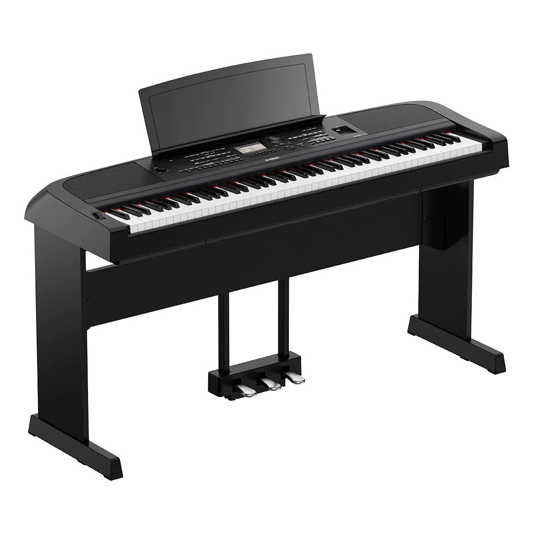Yamaha DGX670 Portable Digital Piano in Black